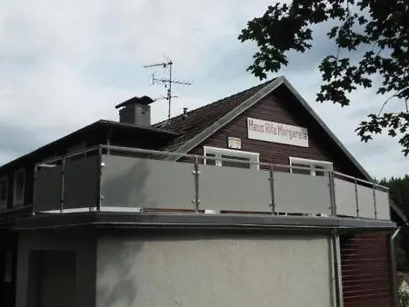 Apartament Mit Doppelbalkon *